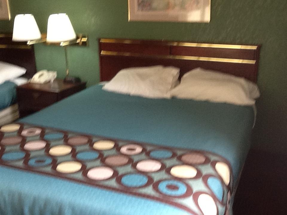 Motel Super 8 By Wyndham Kennett Zewnętrze zdjęcie